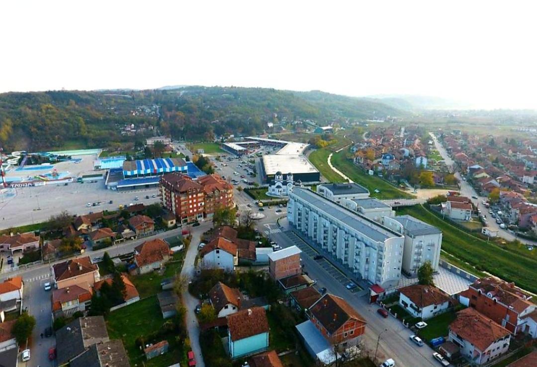 Royalwings Apartman Jagodina Exterior foto