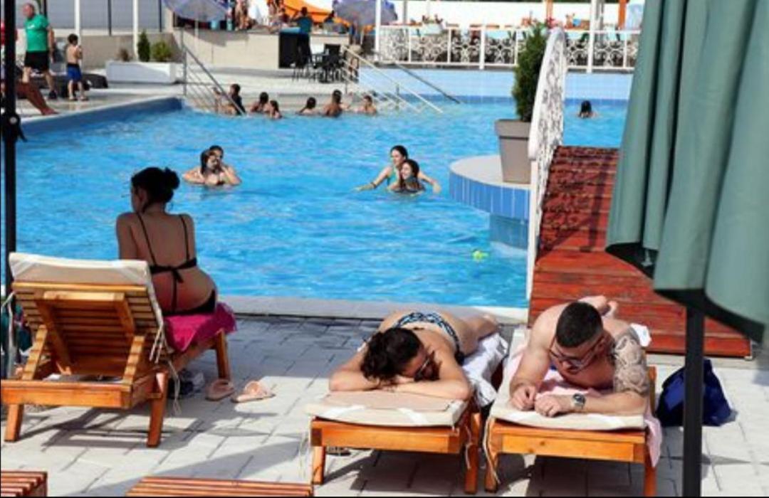 Royalwings Apartman Jagodina Exterior foto